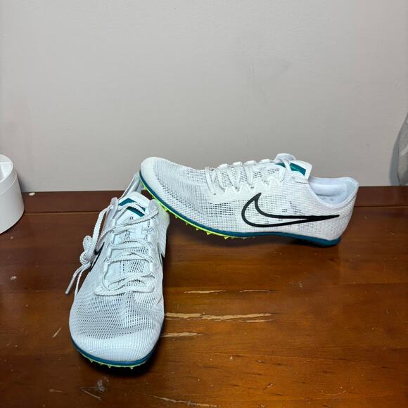 Nike mamba v6 spike shoes